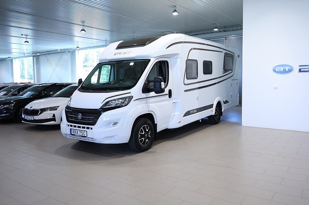 Vehicle Image 27