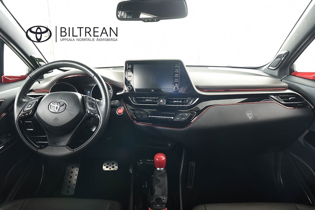 Vehicle Image 8
