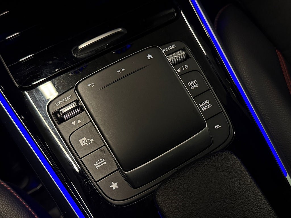 Vehicle Image 23