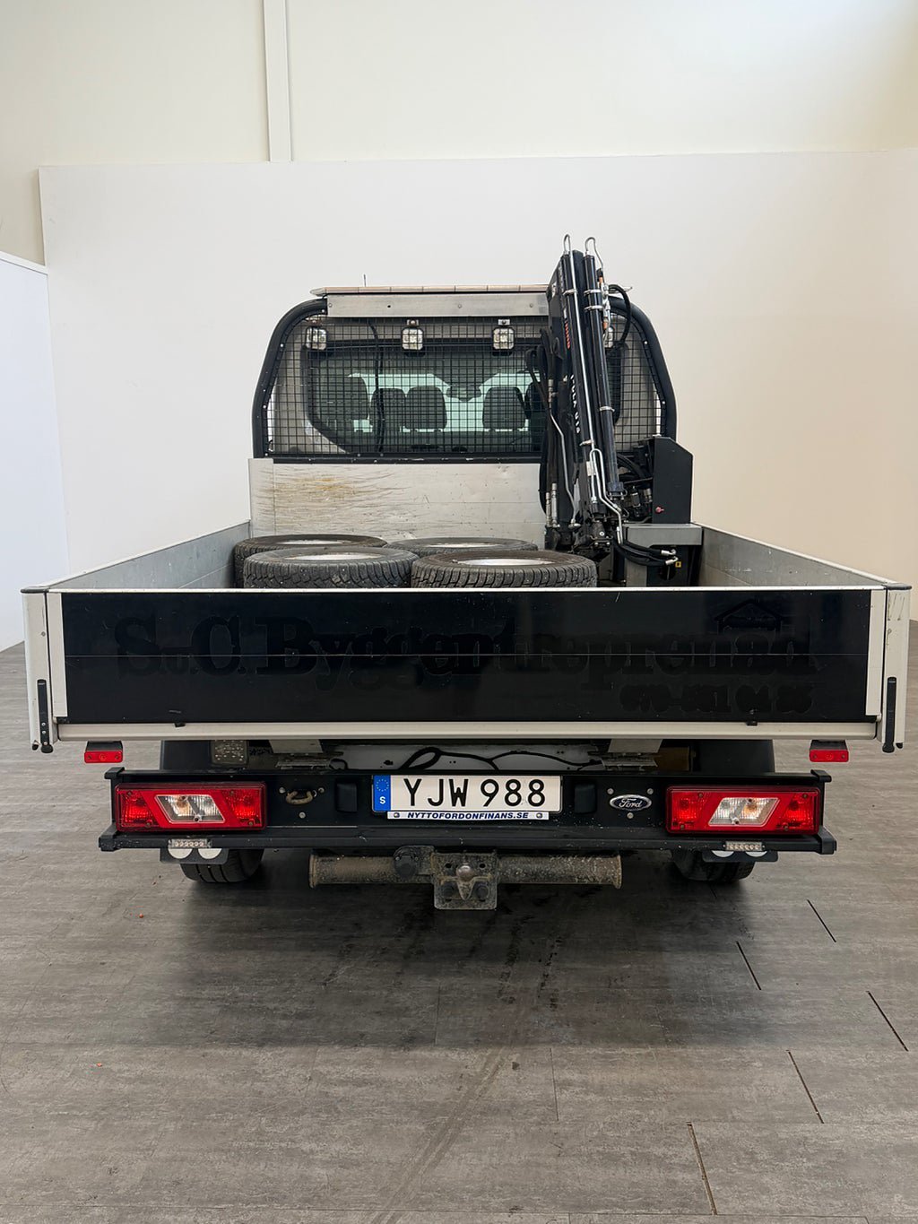 Vehicle Image 6