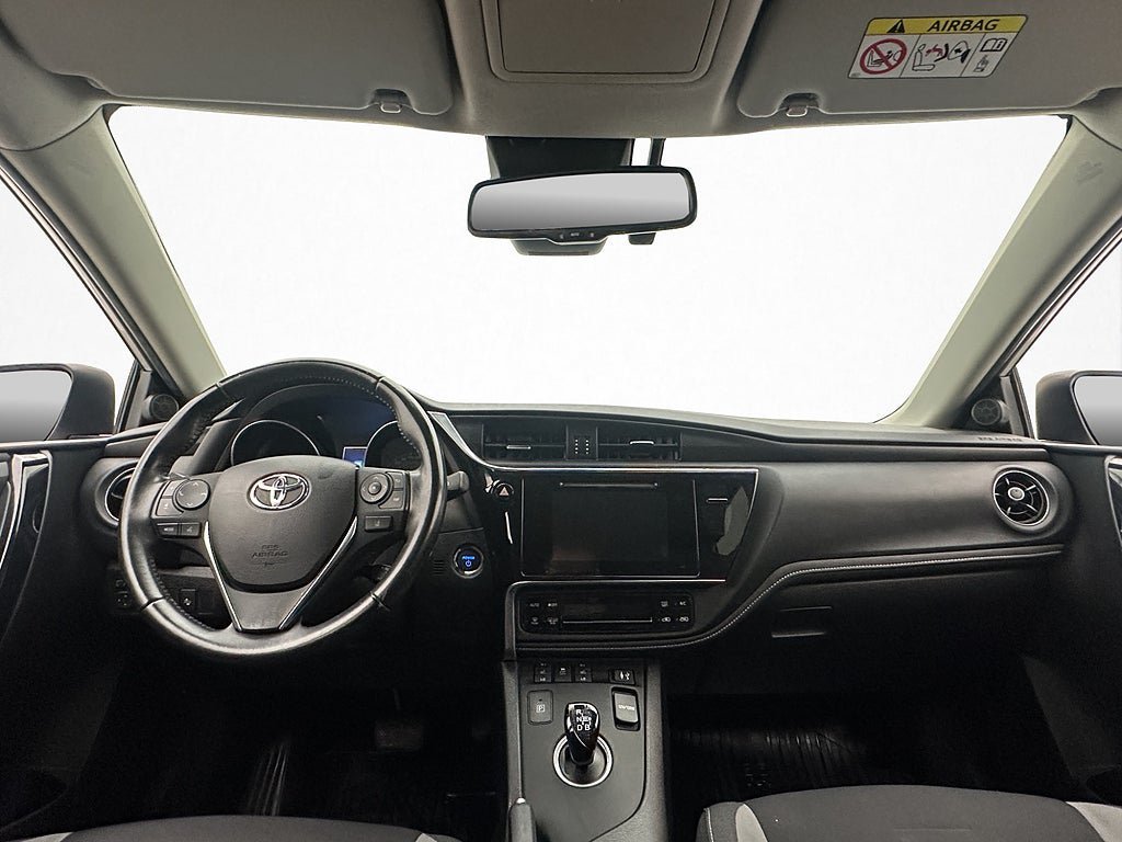 Vehicle Image 13