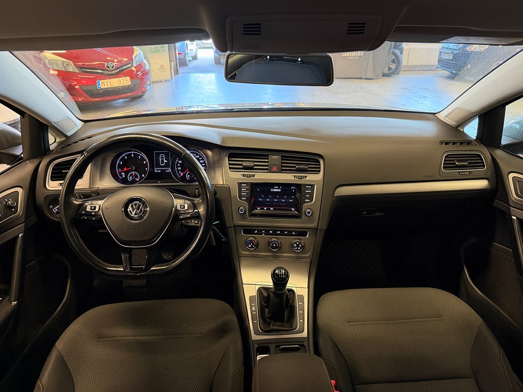 Vehicle Image 19