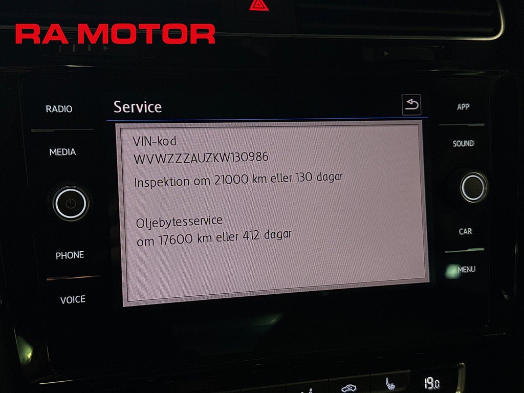 Vehicle Image 23