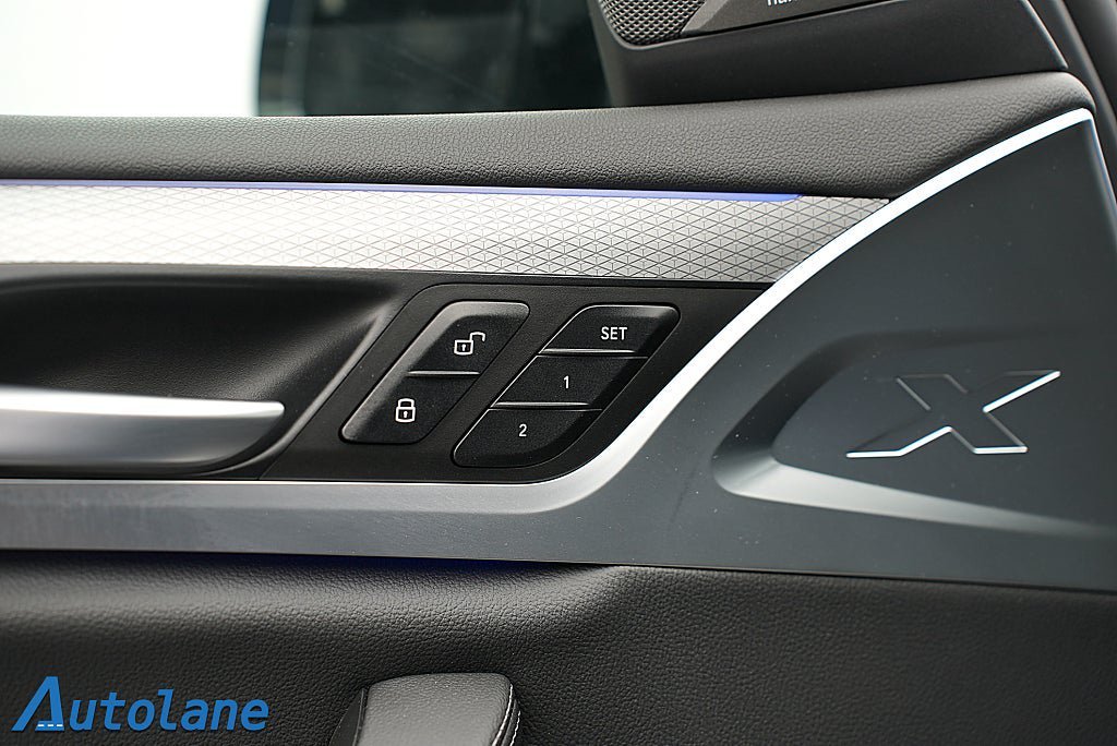 Vehicle Image 26