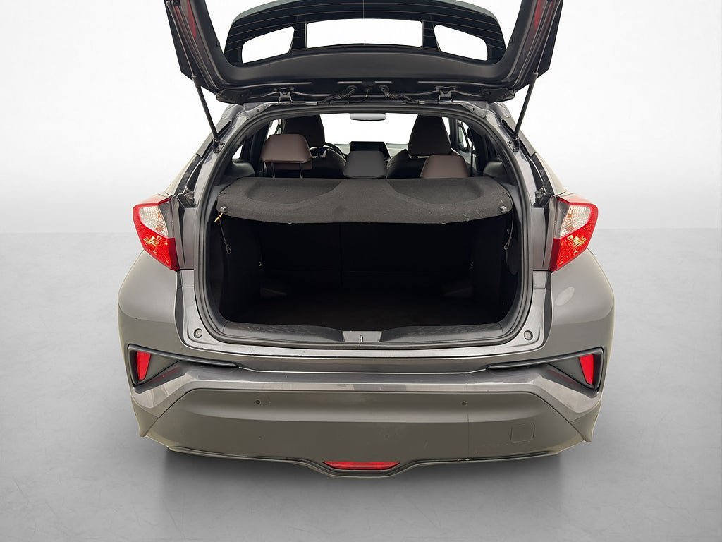 Vehicle Image 14