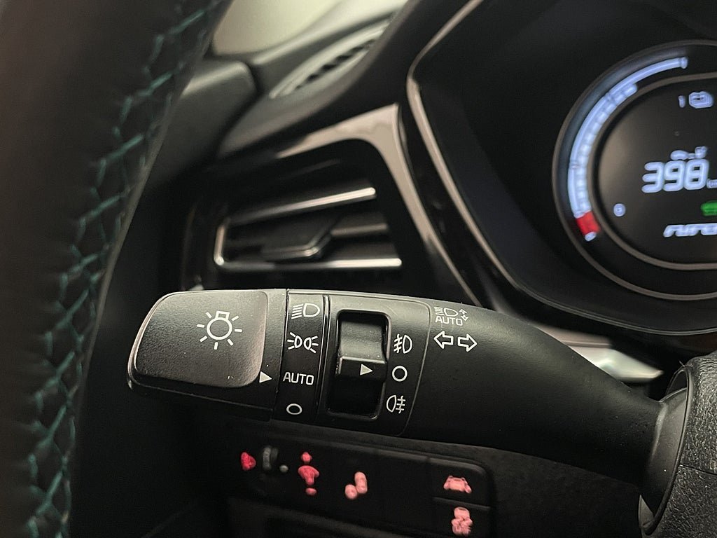 Vehicle Image 26