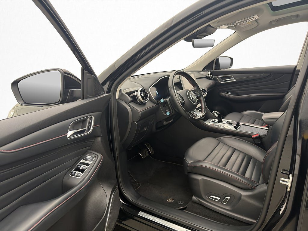 Vehicle Image 11