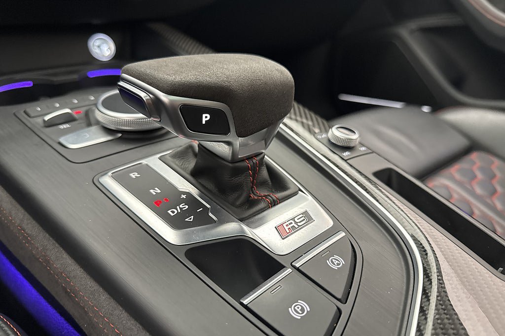 Vehicle Image 26
