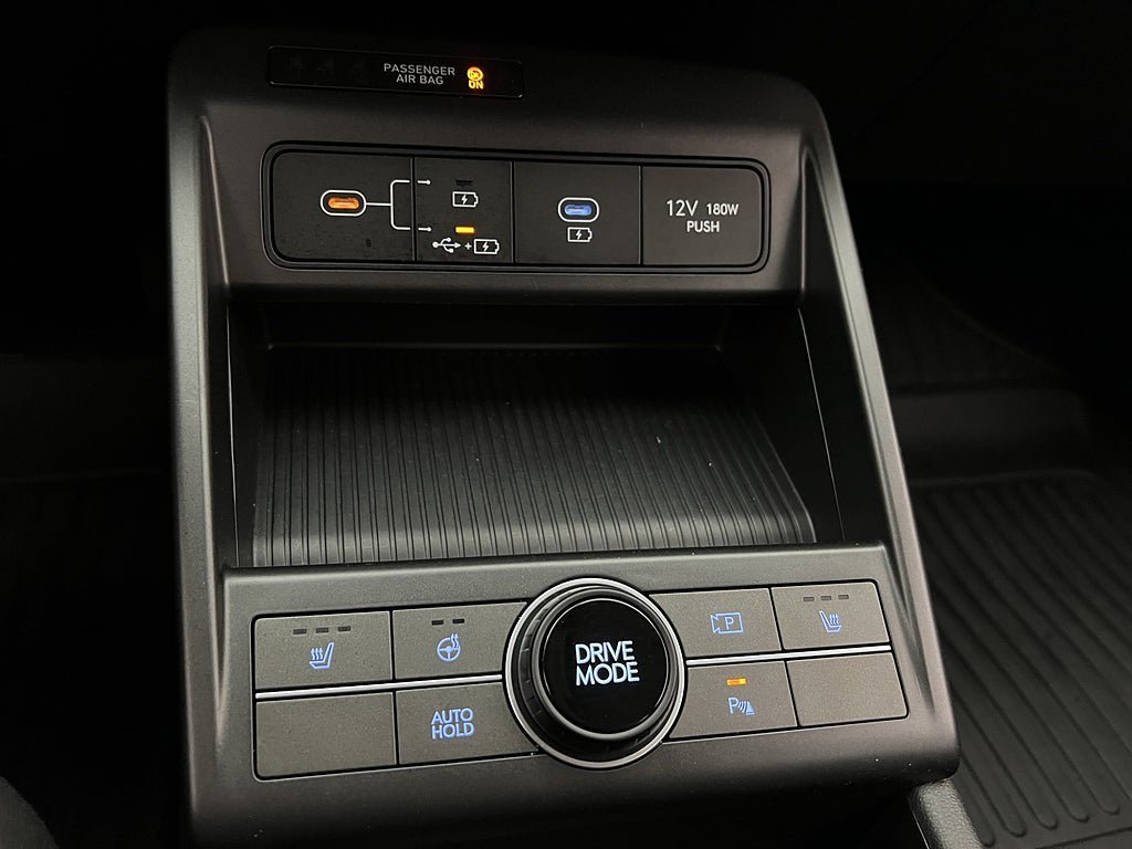 Vehicle Image 26