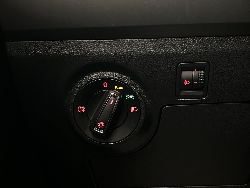 Vehicle Image 26