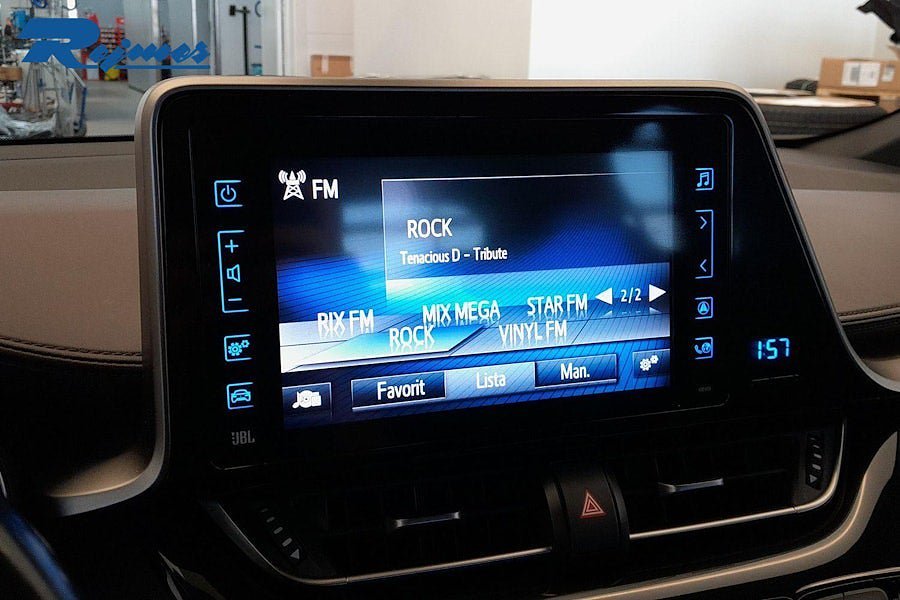Vehicle Image 9