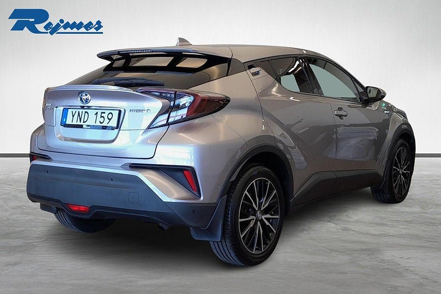 Vehicle Image 13