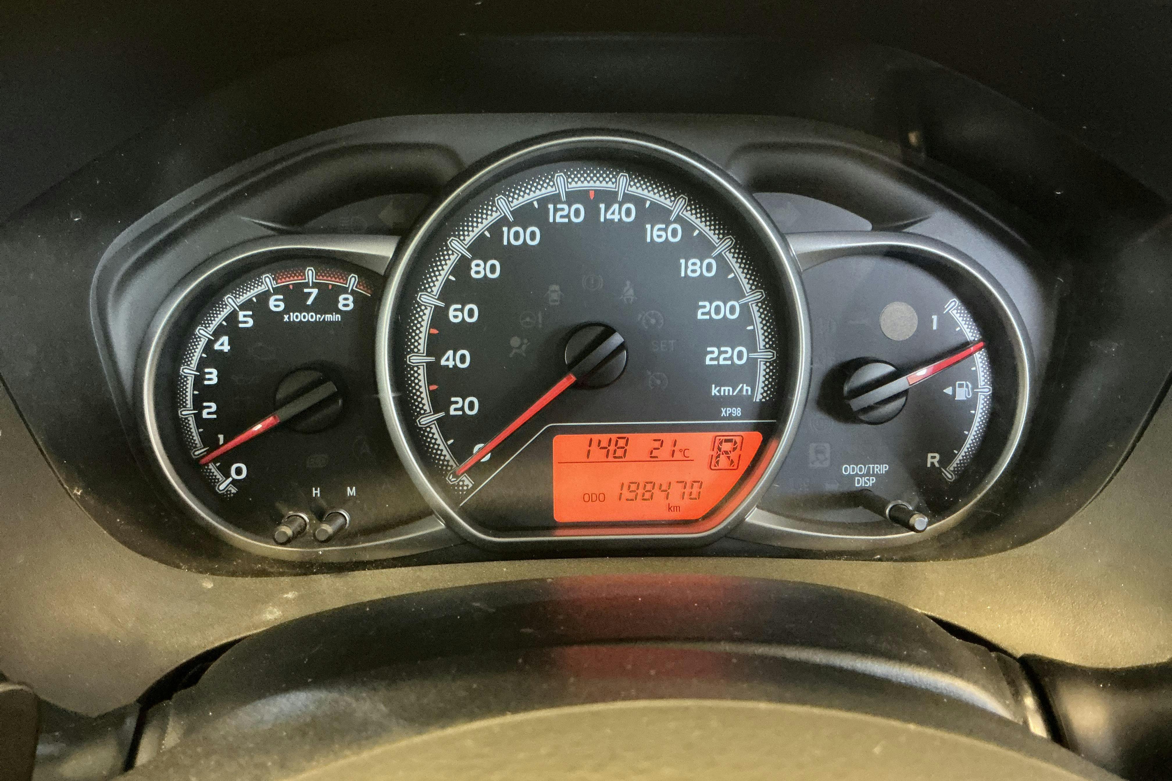 Vehicle Image 12