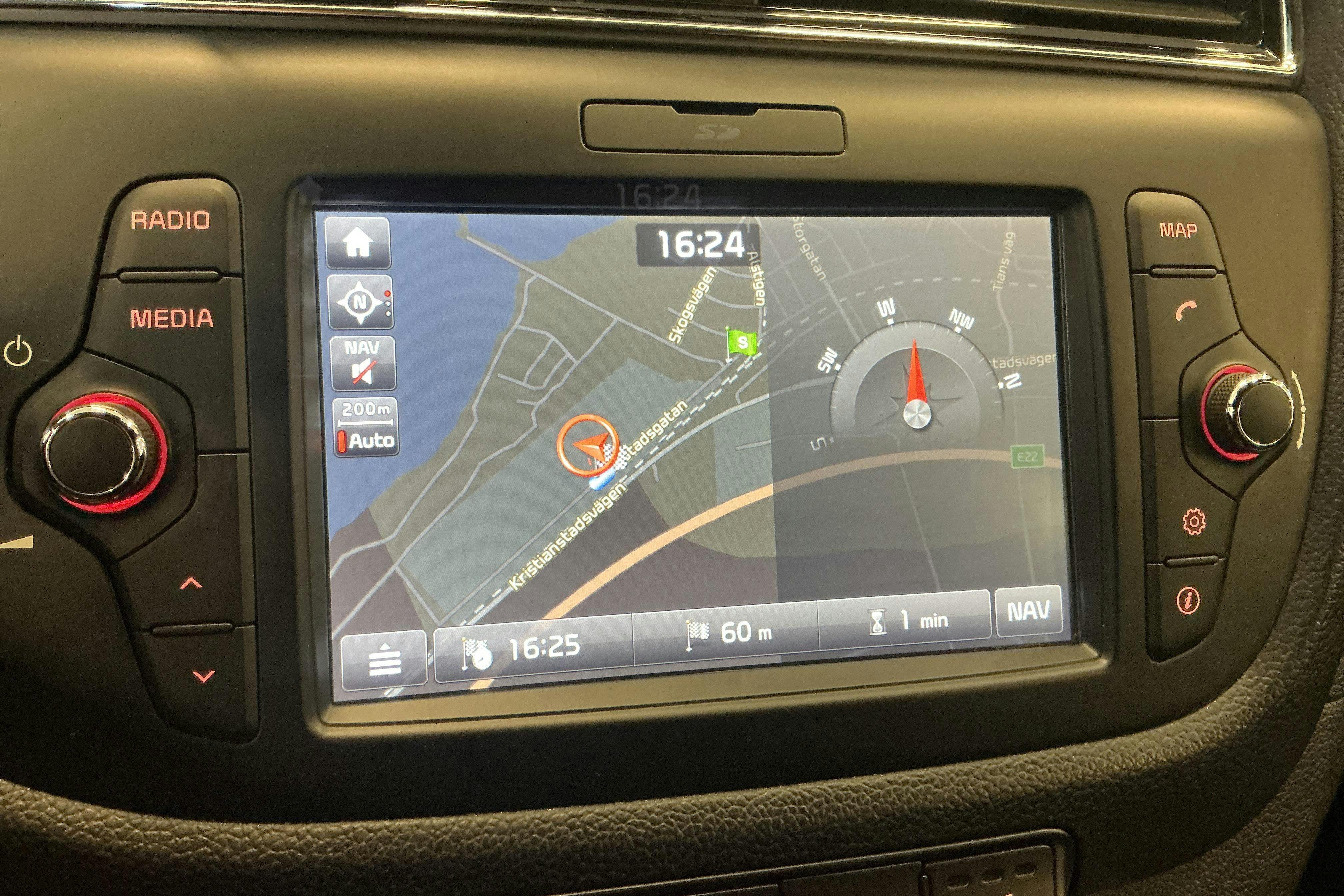 Vehicle Image 11