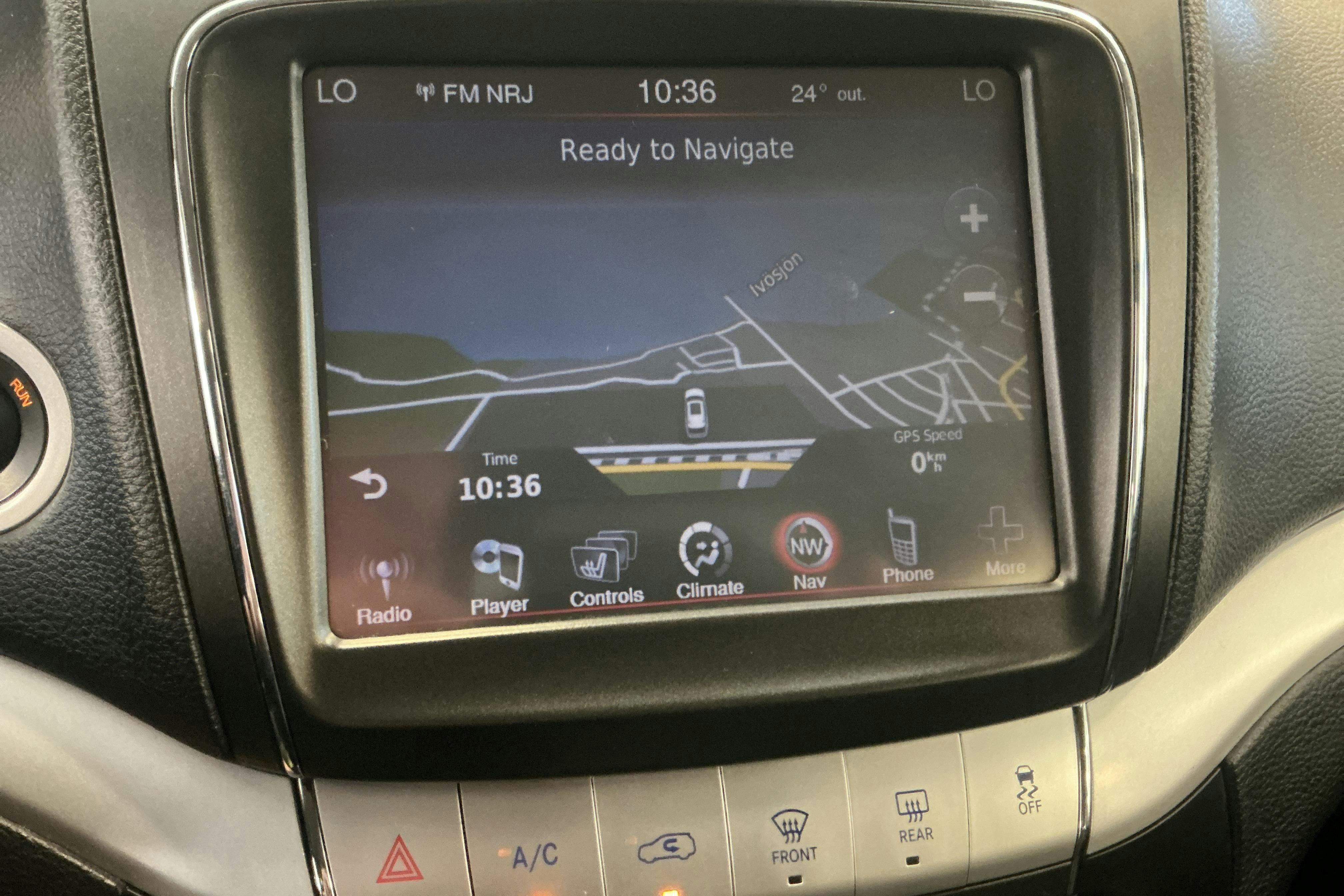Vehicle Image 12