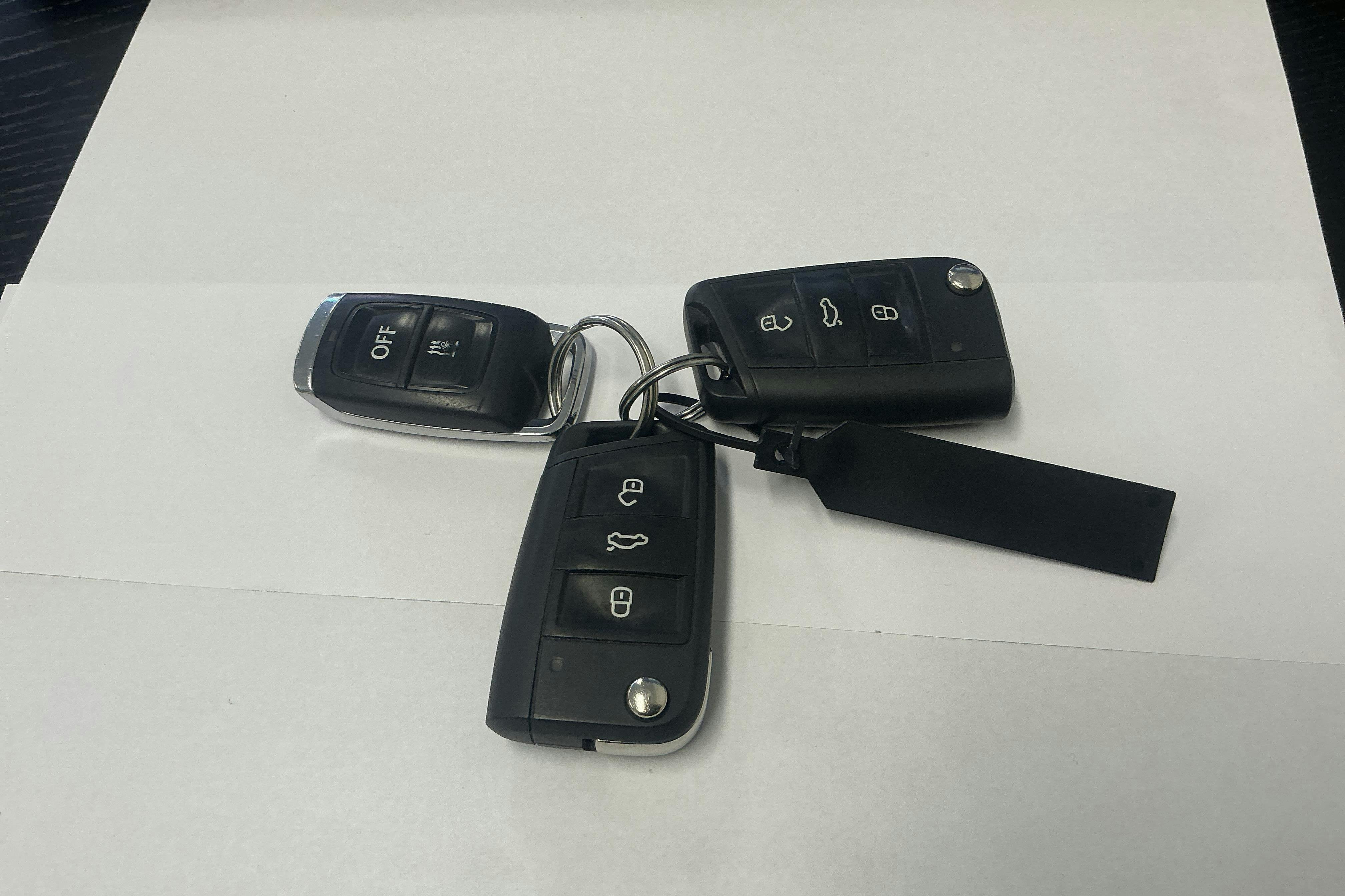 Vehicle Image 15
