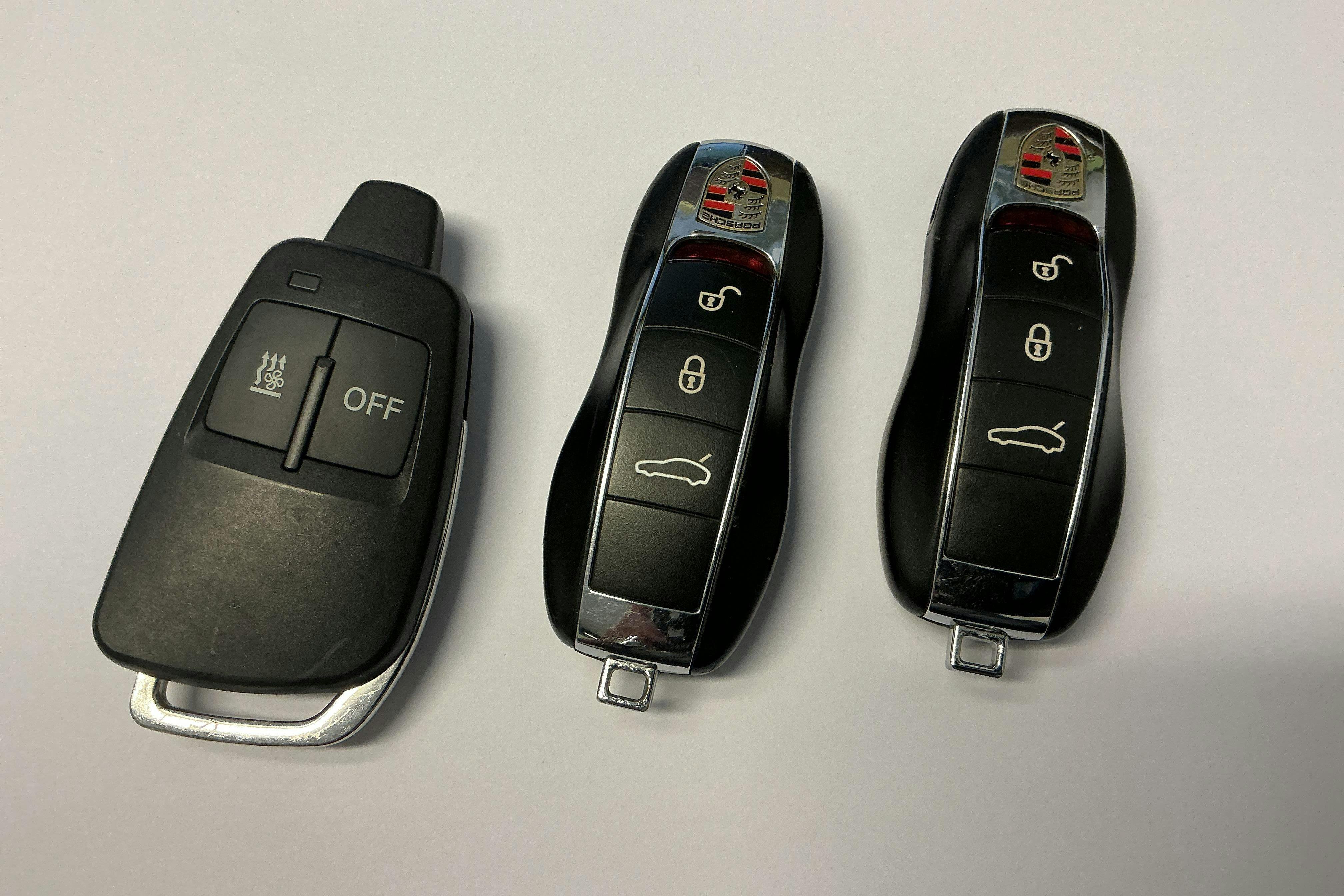 Vehicle Image 16