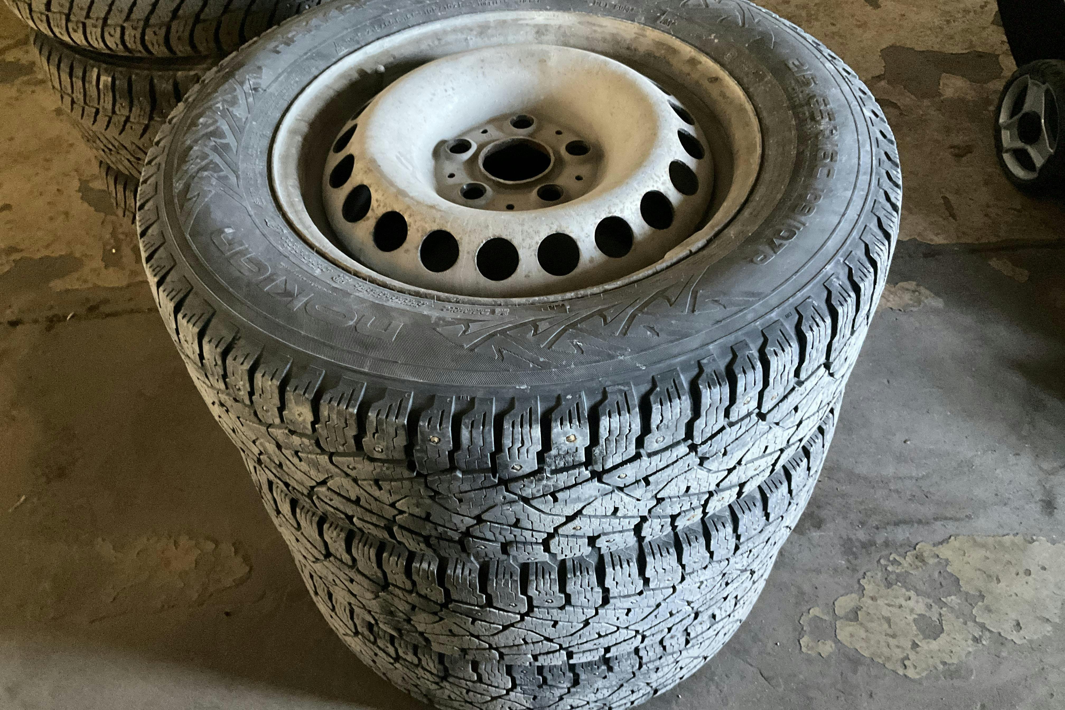 Vehicle Image 14