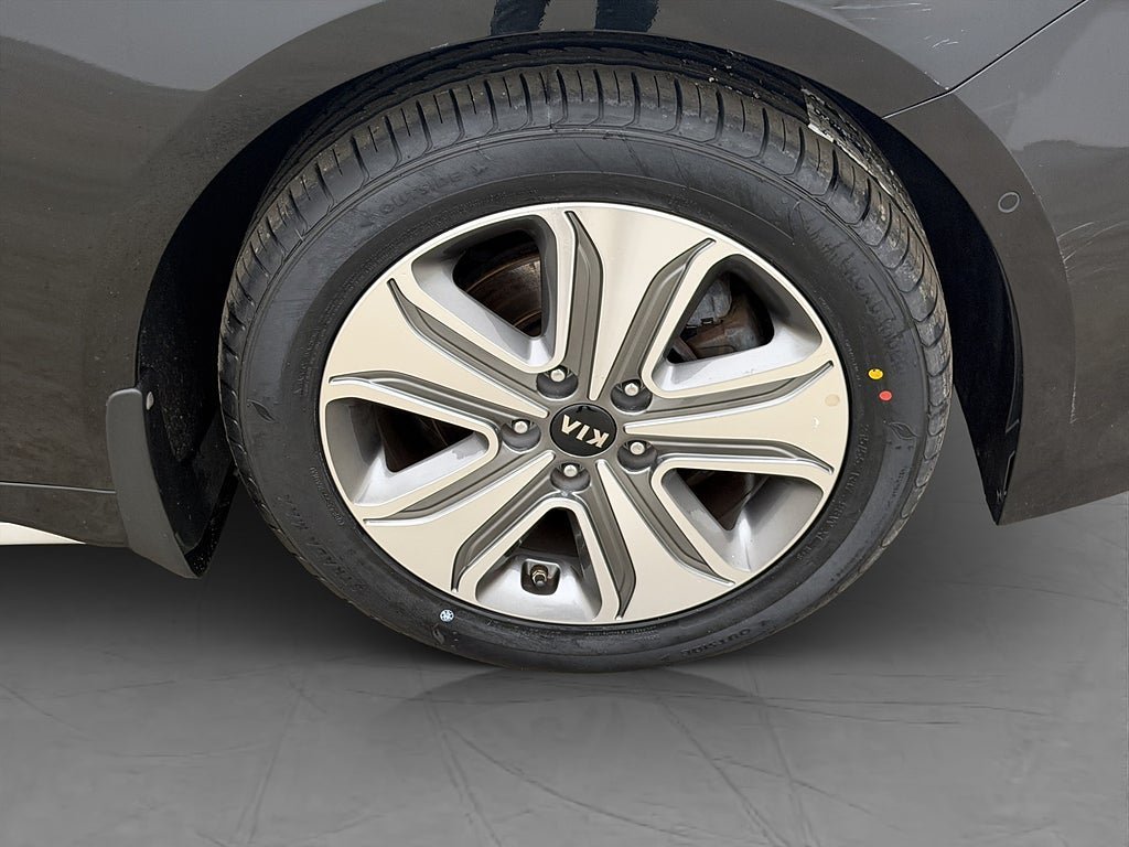 Vehicle Image 33