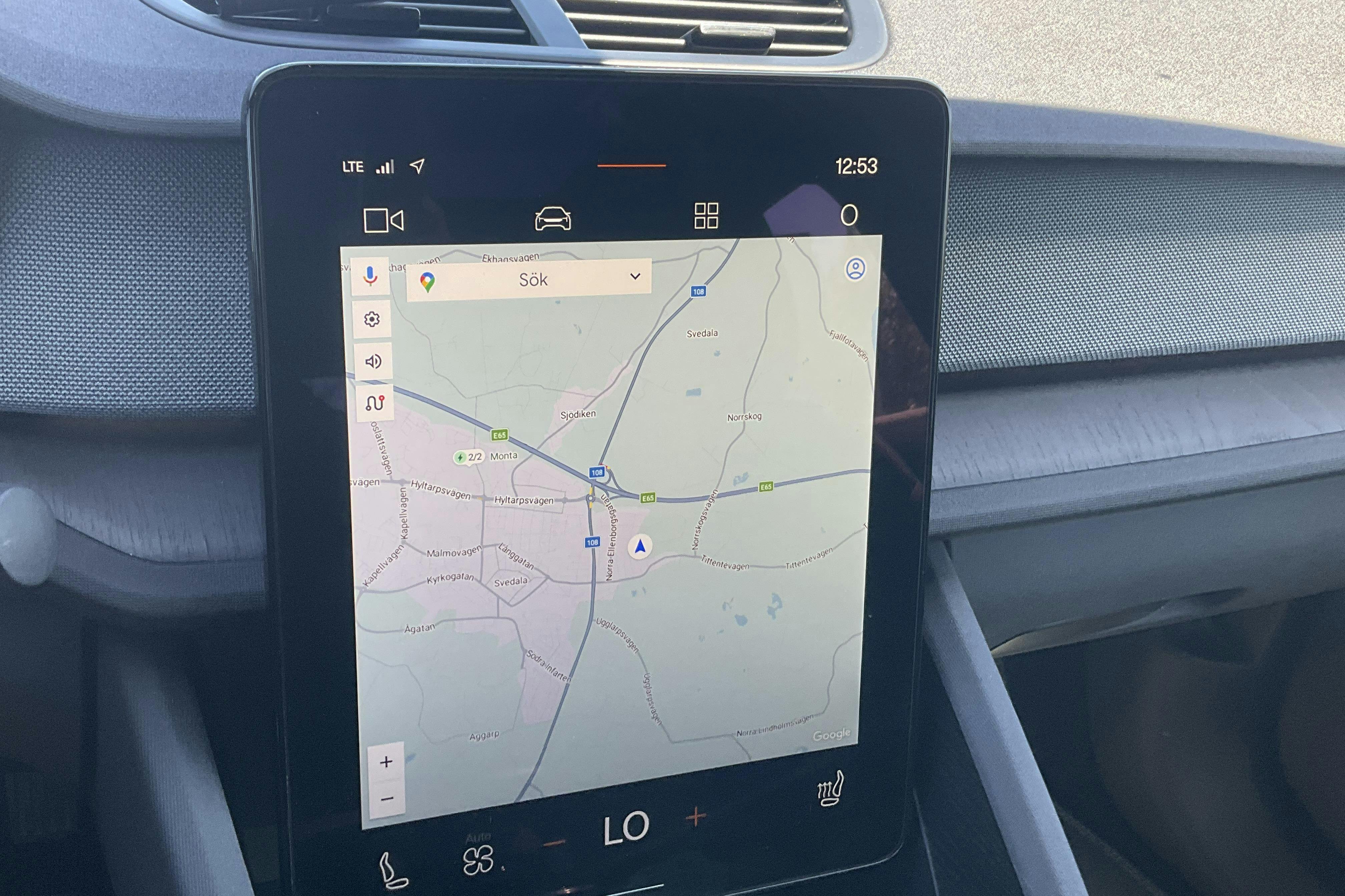 Vehicle Image 11