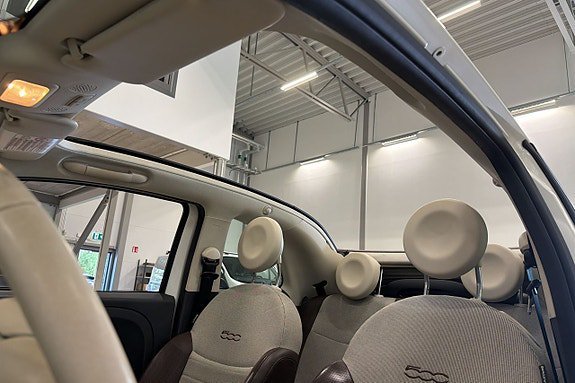 Vehicle Image 16