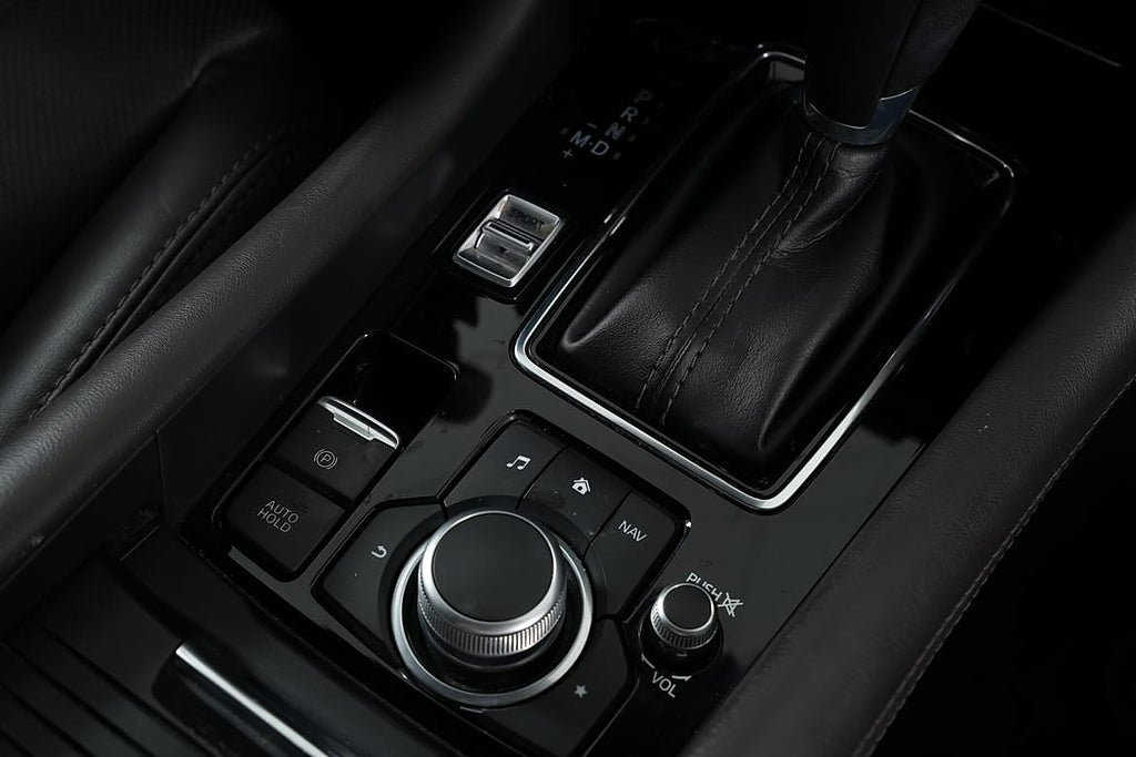 Vehicle Image 17