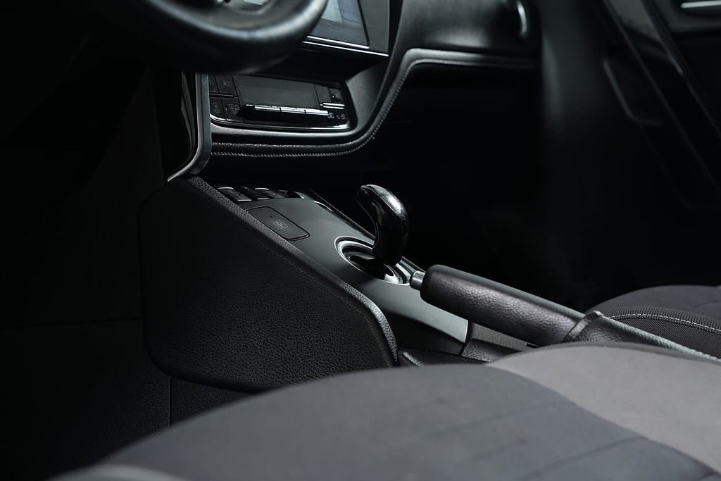 Vehicle Image 16