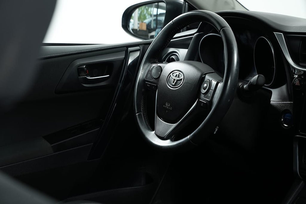 Vehicle Image 19