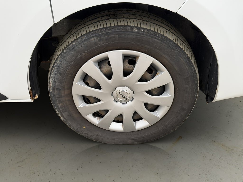Vehicle Image 23