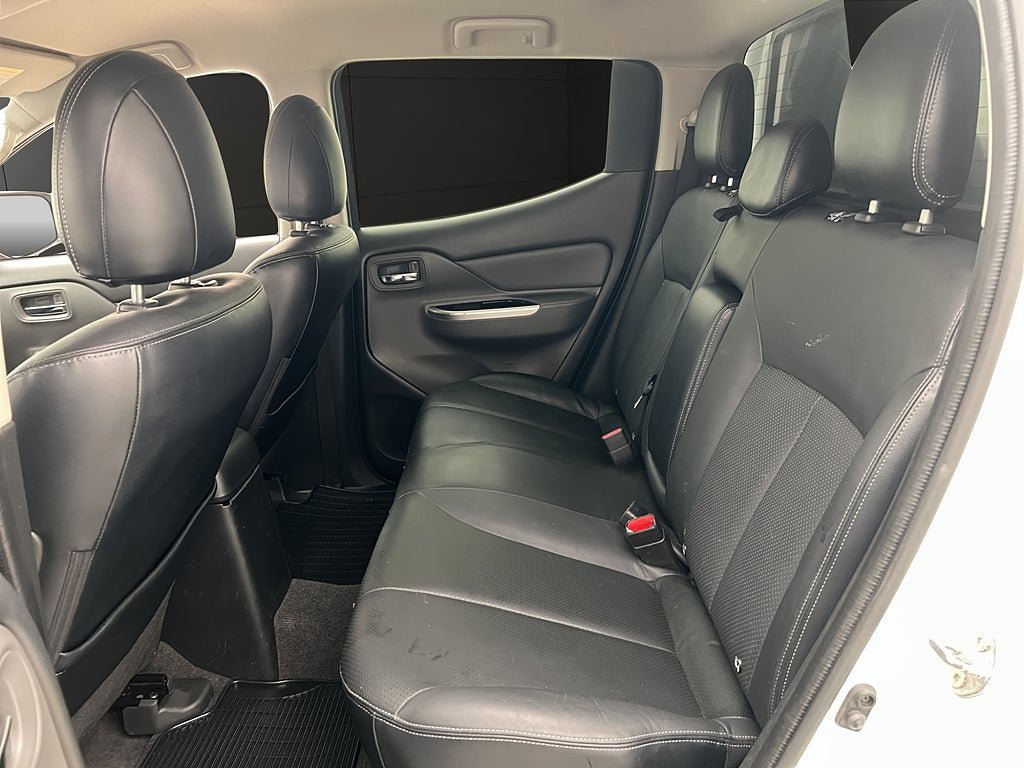 Vehicle Image 31