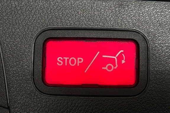 Vehicle Image 26