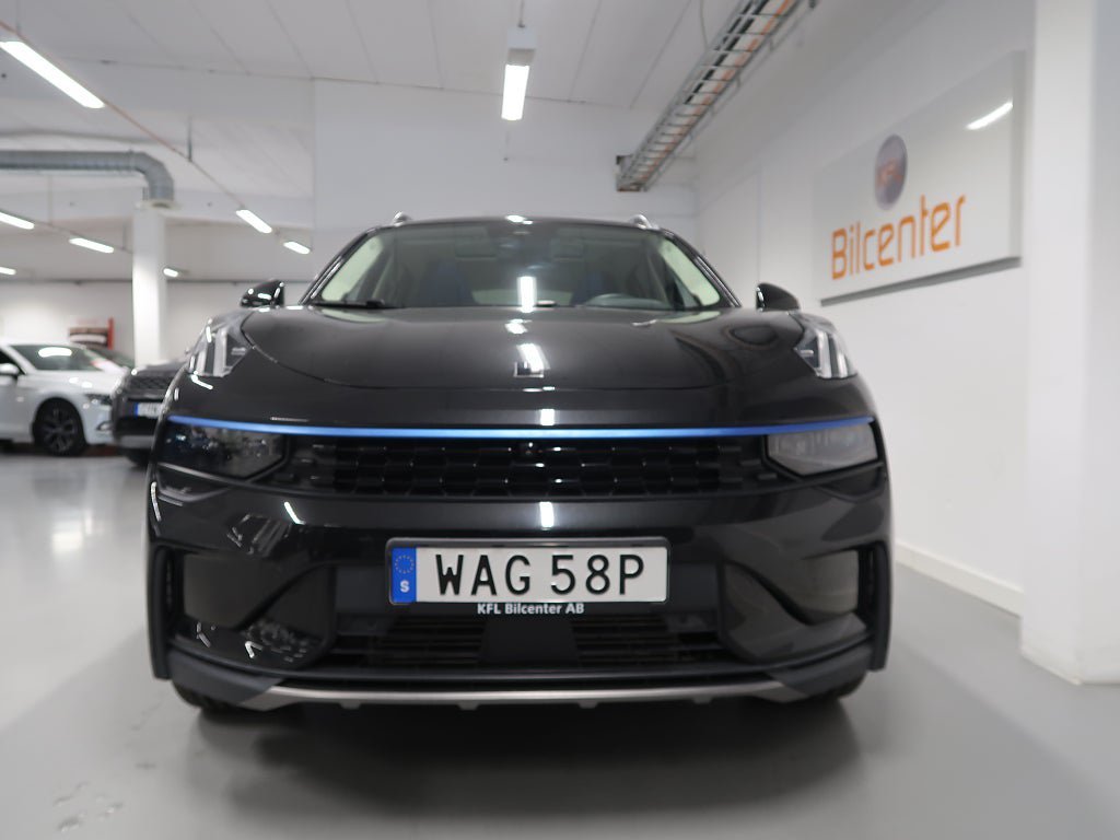 Vehicle Image 10