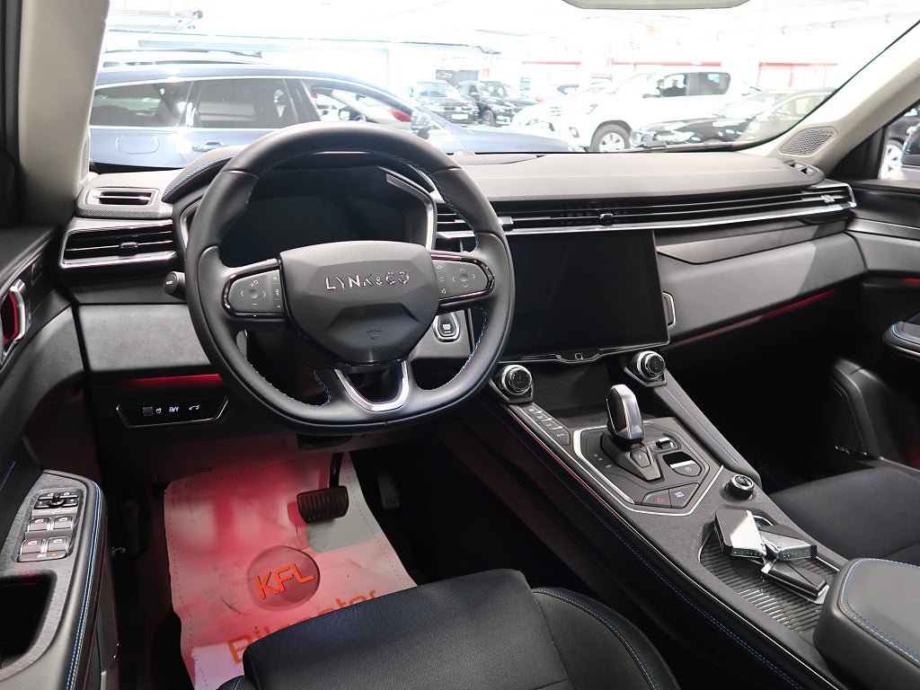 Vehicle Image 17