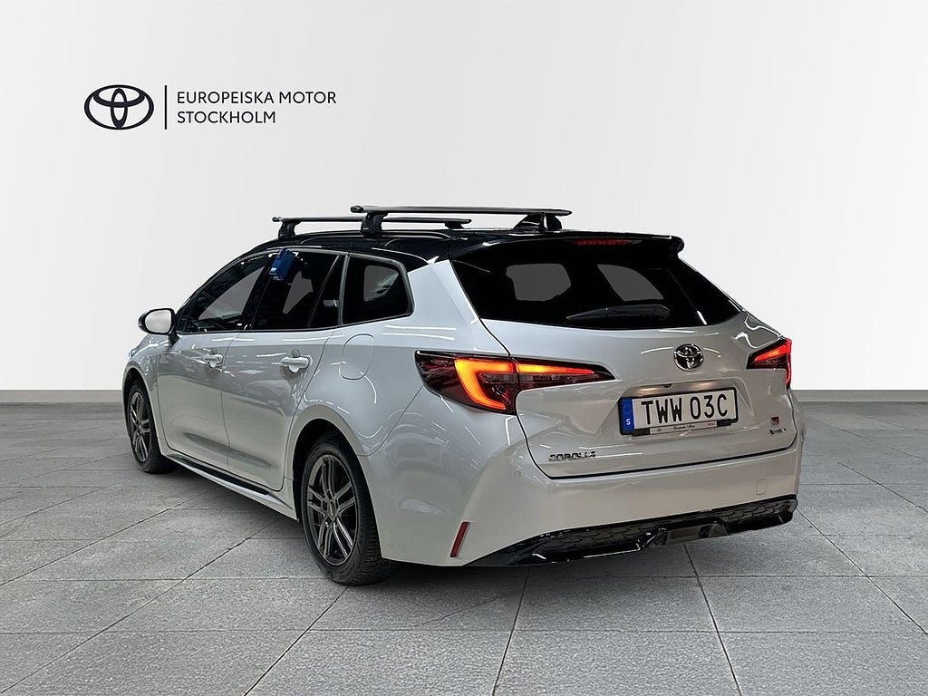 Vehicle Image 8