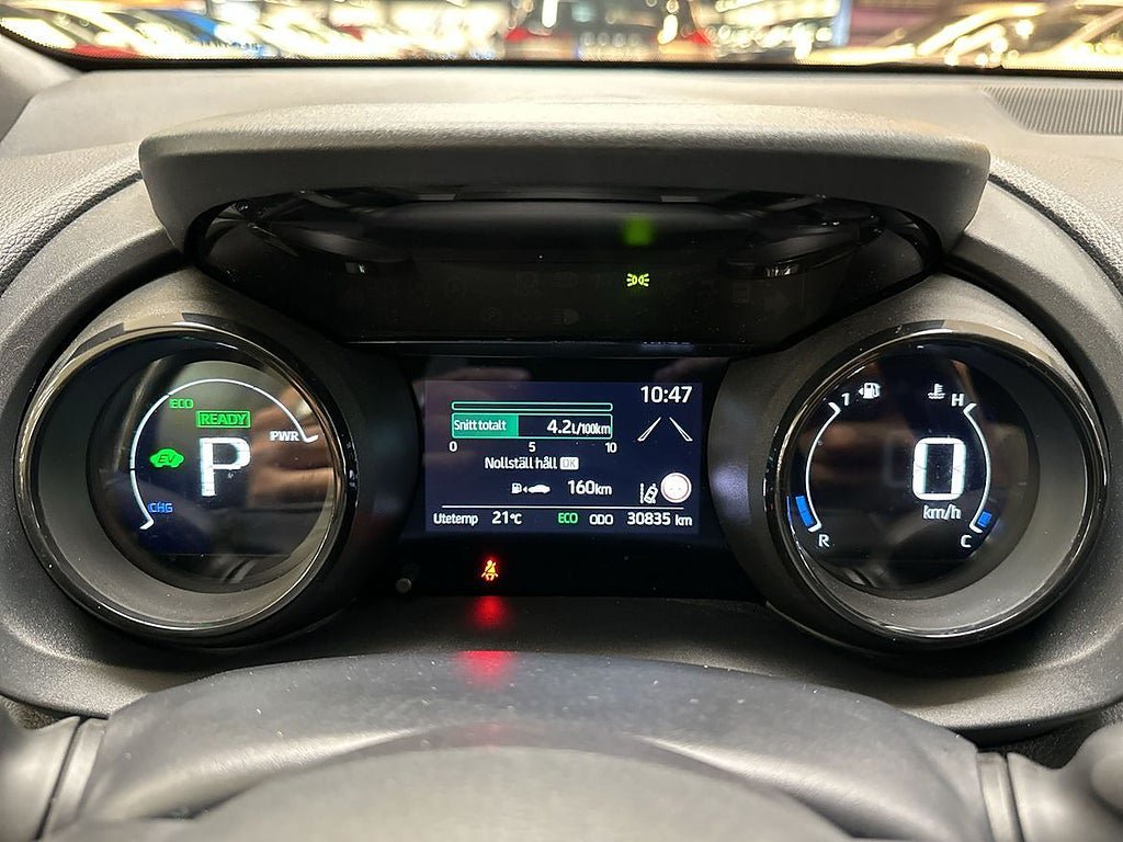 Vehicle Image 13