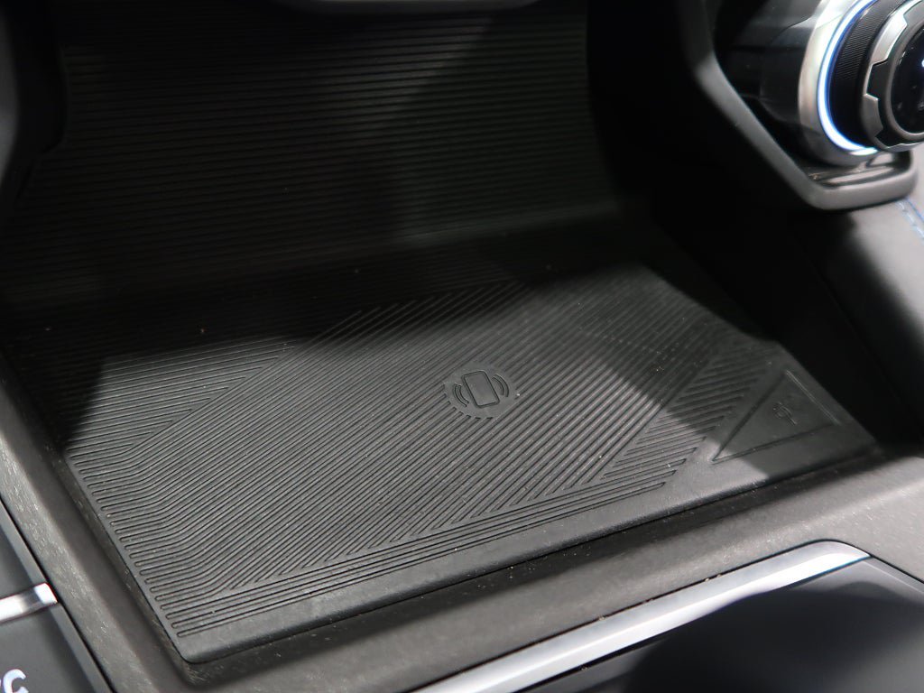 Vehicle Image 33