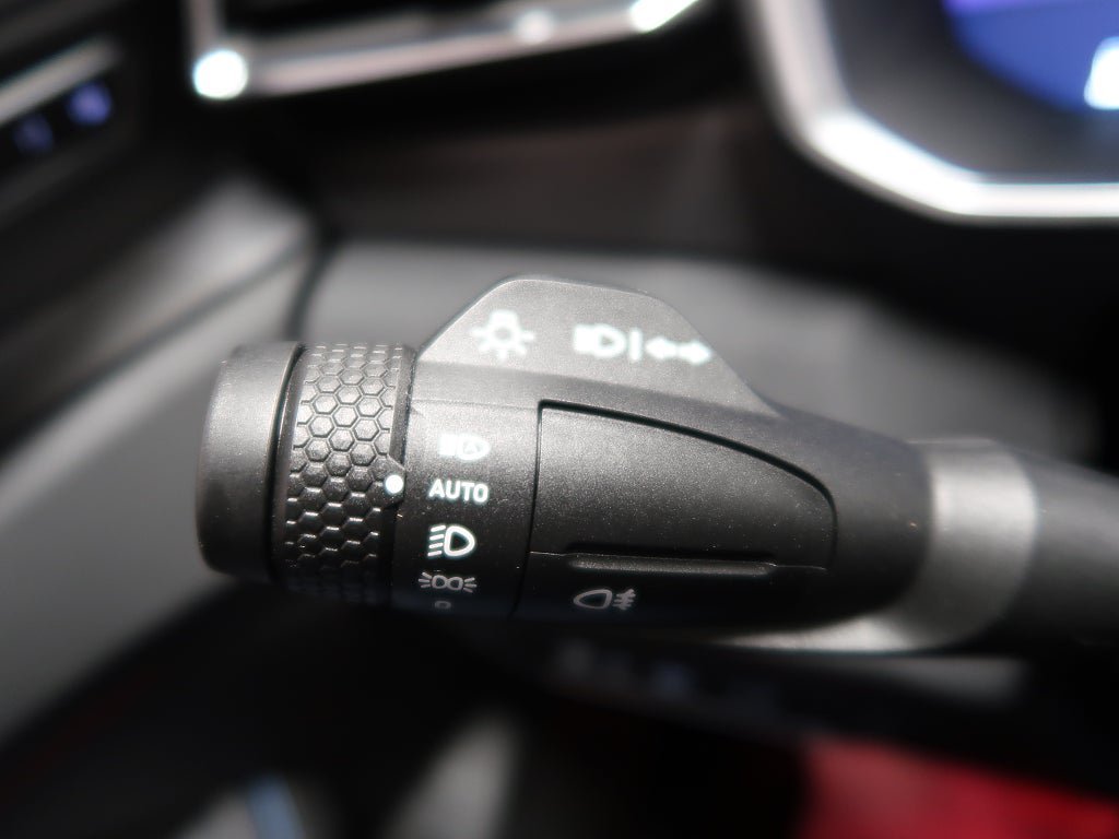 Vehicle Image 35