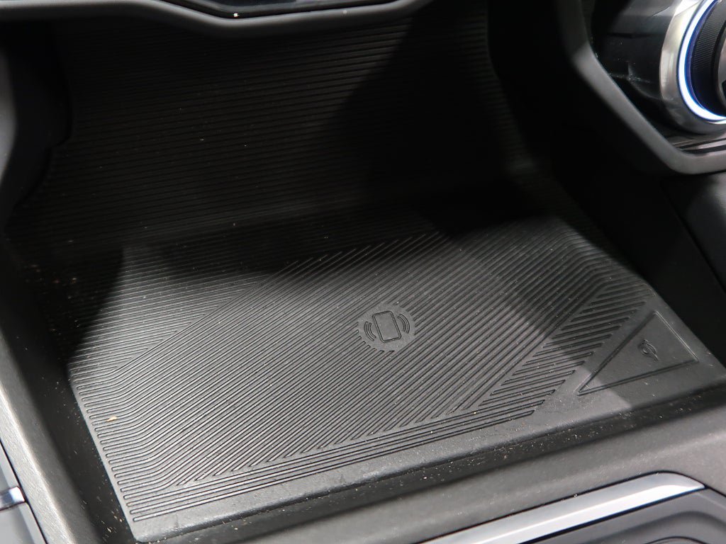 Vehicle Image 35