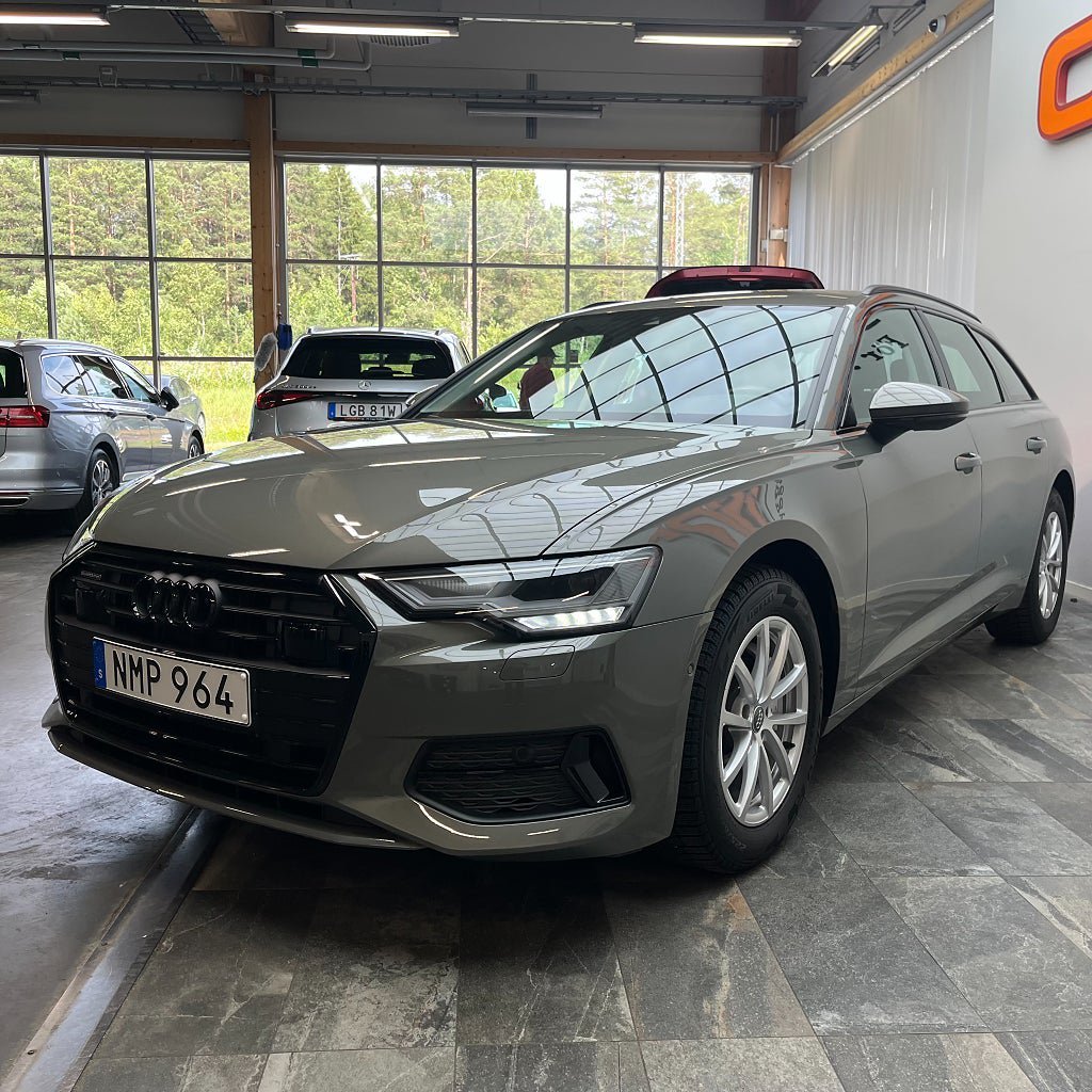 Vehicle Image 6