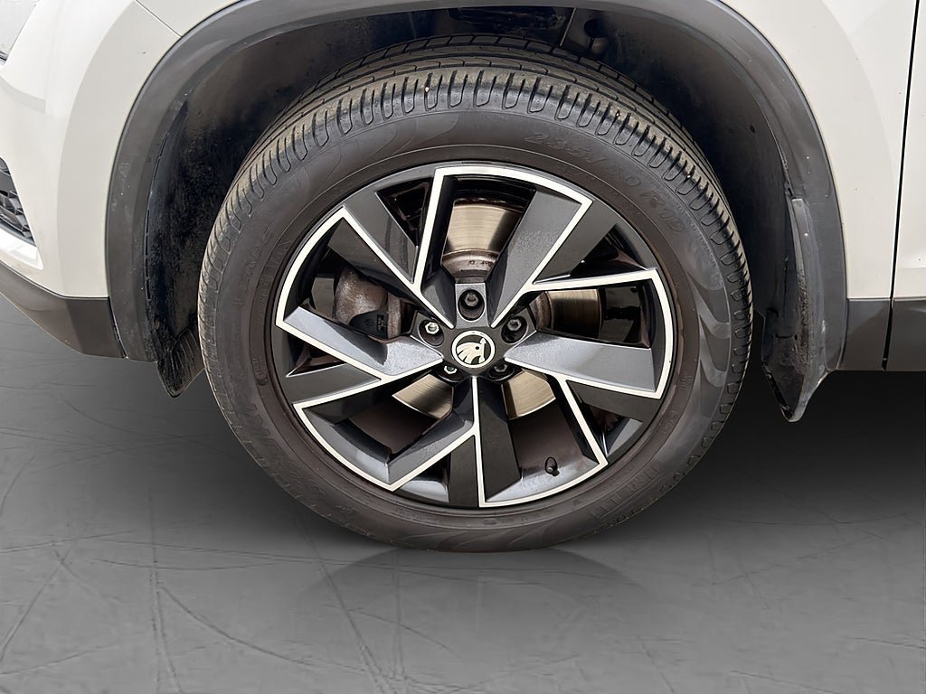 Vehicle Image 30