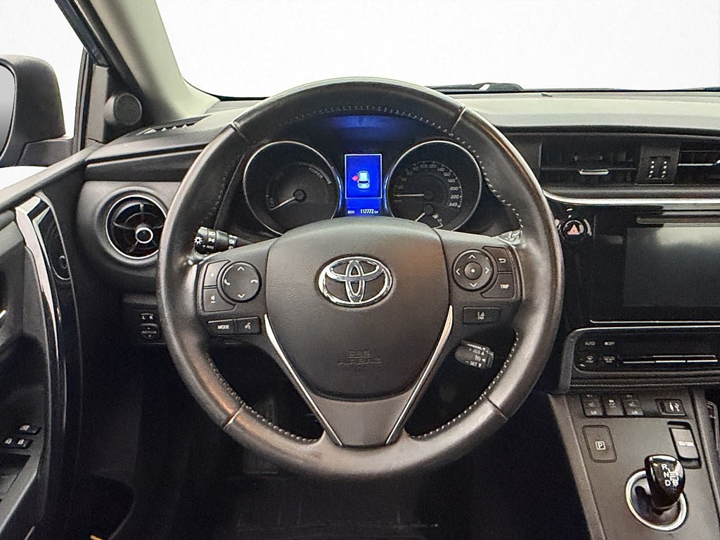 Vehicle Image 13