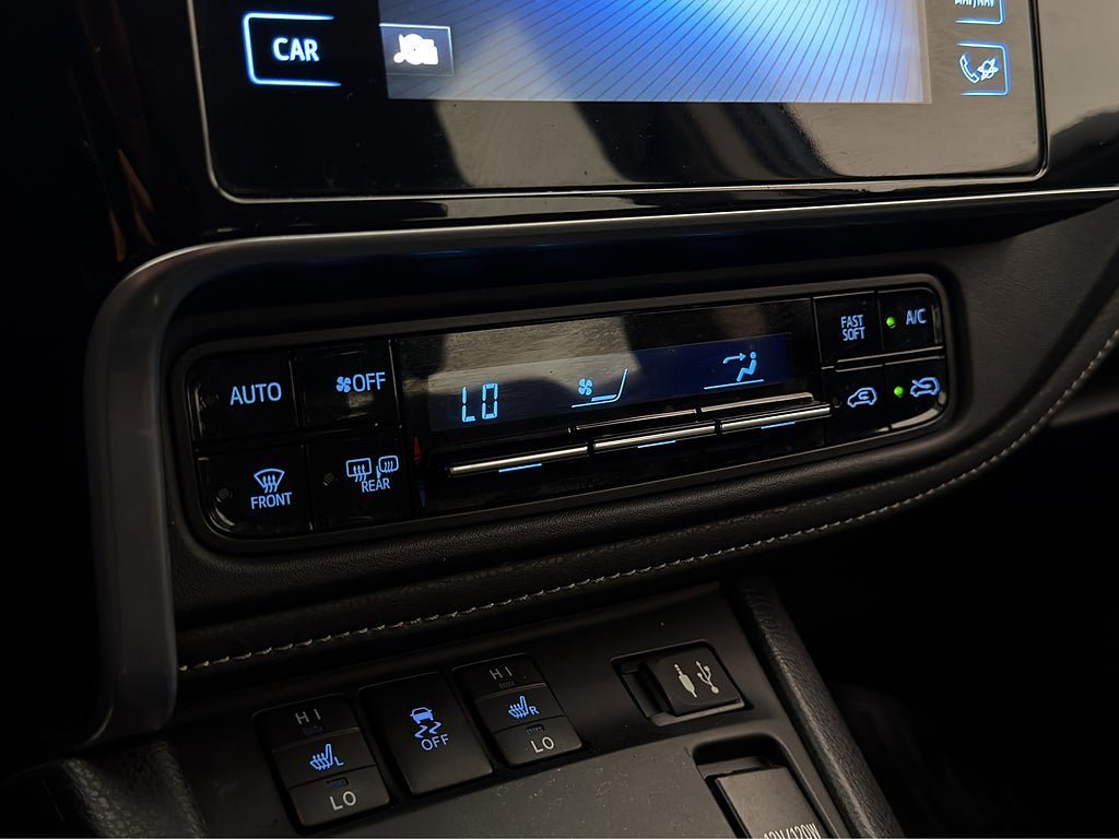 Vehicle Image 22