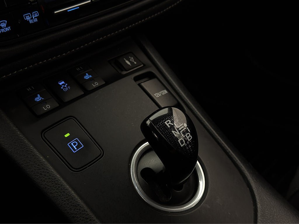 Vehicle Image 23
