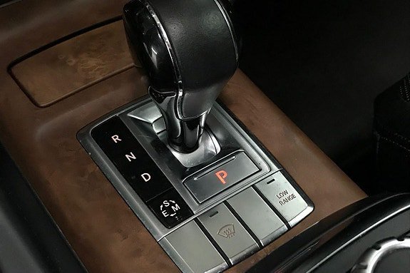 Vehicle Image 24