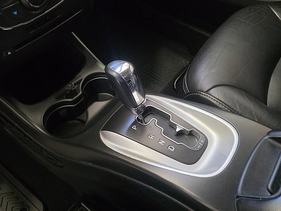 Vehicle Image 23