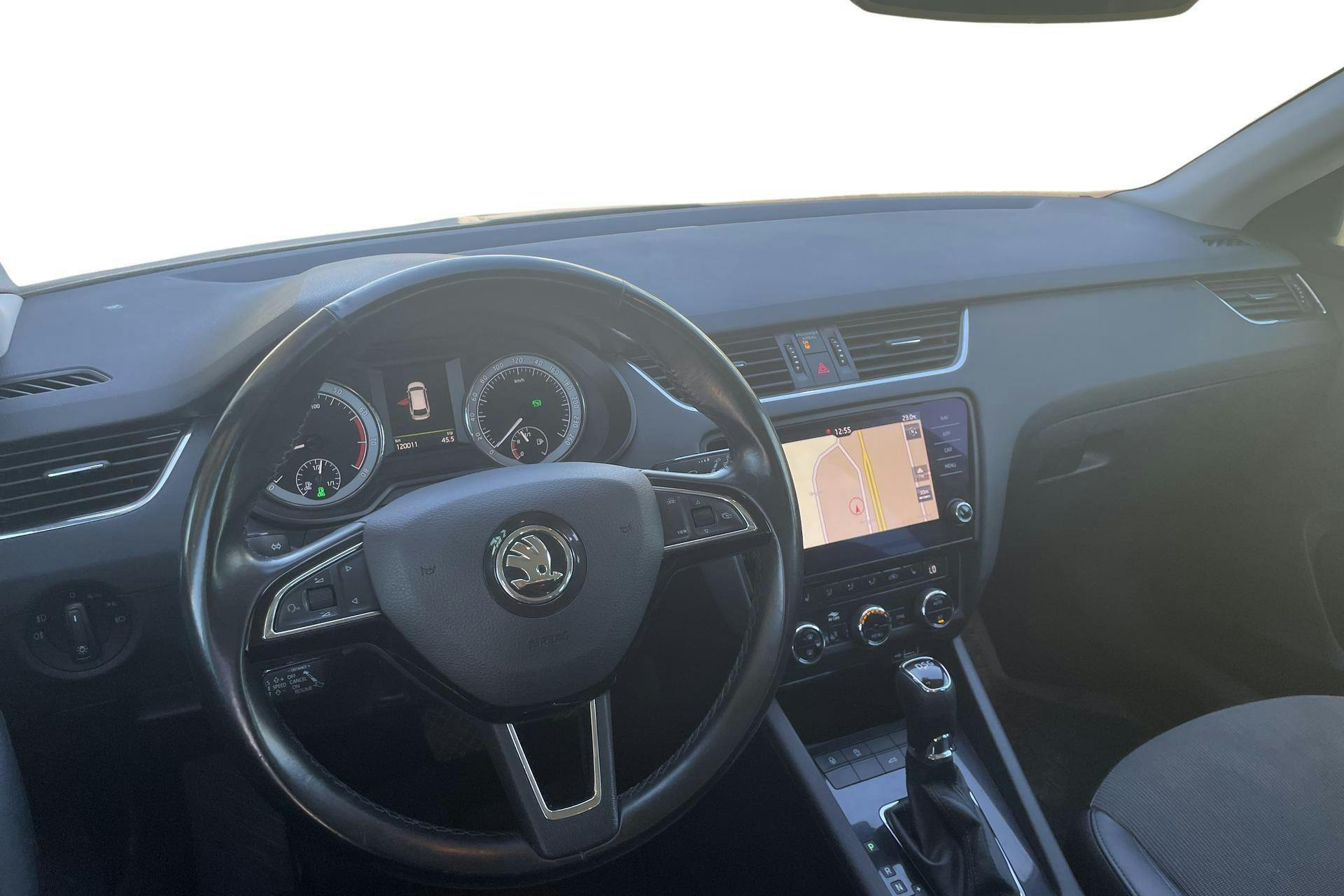 Vehicle Image 13