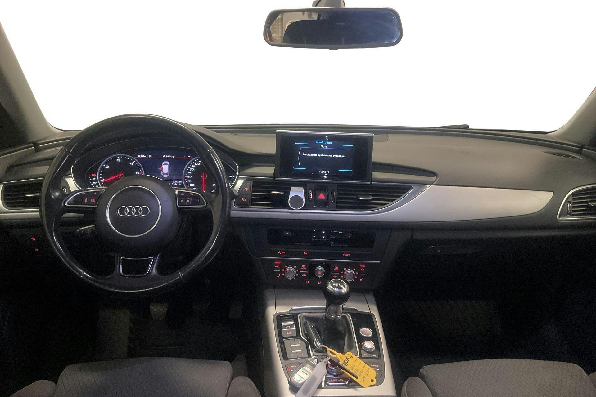 Vehicle Image 6