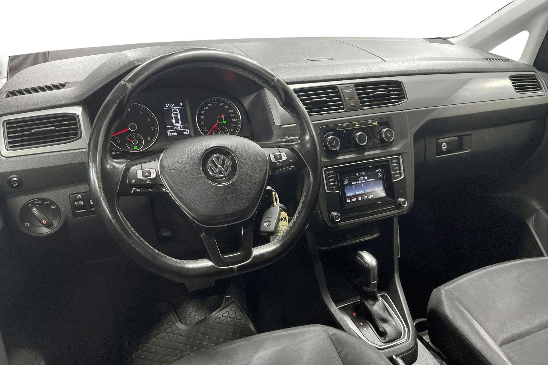 Vehicle Image 15