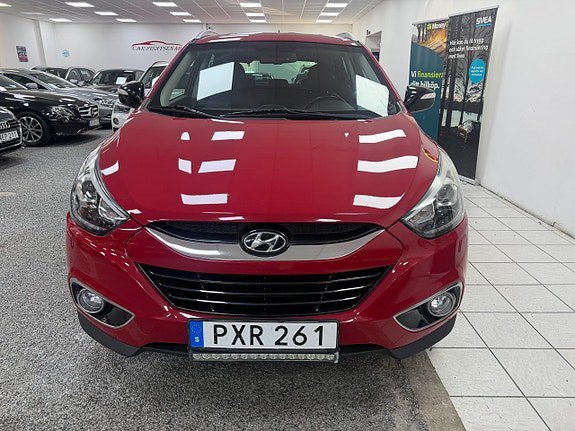 Vehicle Image 16