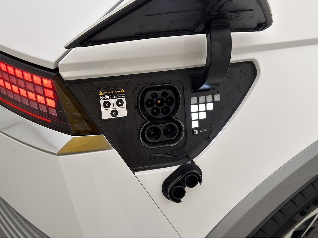 Vehicle Image 36